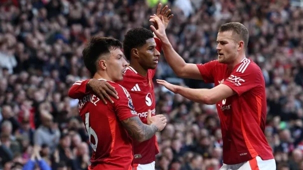 Man United đón tin vui trước trận đại chiến Arsenal