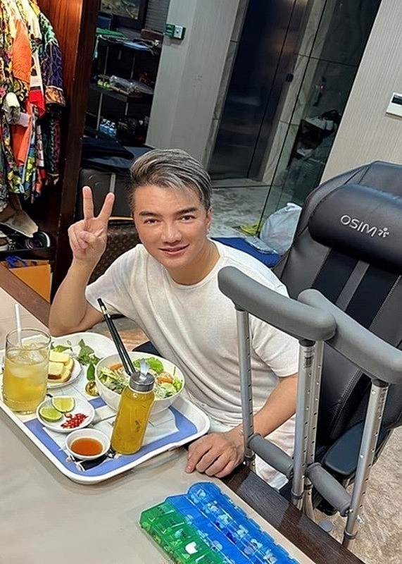 Toàn cảnh vụ kiện giữa Đàm Vĩnh Hưng và chồng Bích Tuyền Toàn cảnh vụ kiện giữa Đàm Vĩnh Hưng và chồng Bích Tuyền