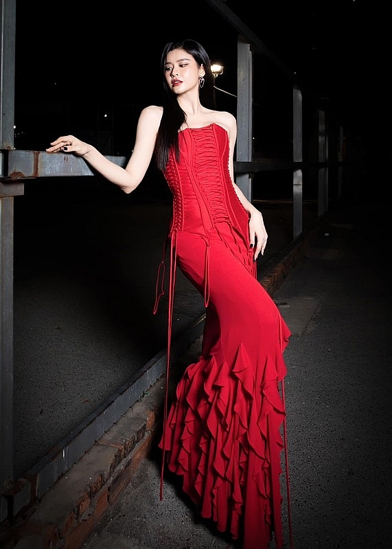 “Gái một con” Trương Quỳnh Anh khoe dáng gợi cảm “Gái một con” Trương Quỳnh Anh khoe dáng gợi cảm
