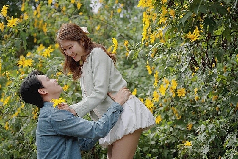 Thúy Ngân thân thiết với Võ Cảnh thế nào trước khi xác nhận chia tay? Thúy Ngân thân thiết với Võ Cảnh thế nào trước khi xác nhận chia tay?