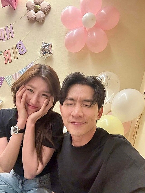 Thúy Ngân thân thiết với Võ Cảnh thế nào trước khi xác nhận chia tay? Thúy Ngân thân thiết với Võ Cảnh thế nào trước khi xác nhận chia tay?