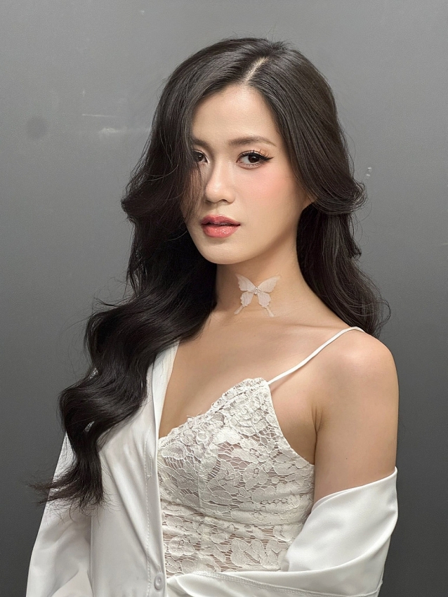 Lâm Vỹ Dạ lột xác sau giảm 14 kg, nhan sắc thăng hạng trông thấy Lâm Vỹ Dạ lột xác sau giảm 14 kg, nhan sắc thăng hạng trông thấy