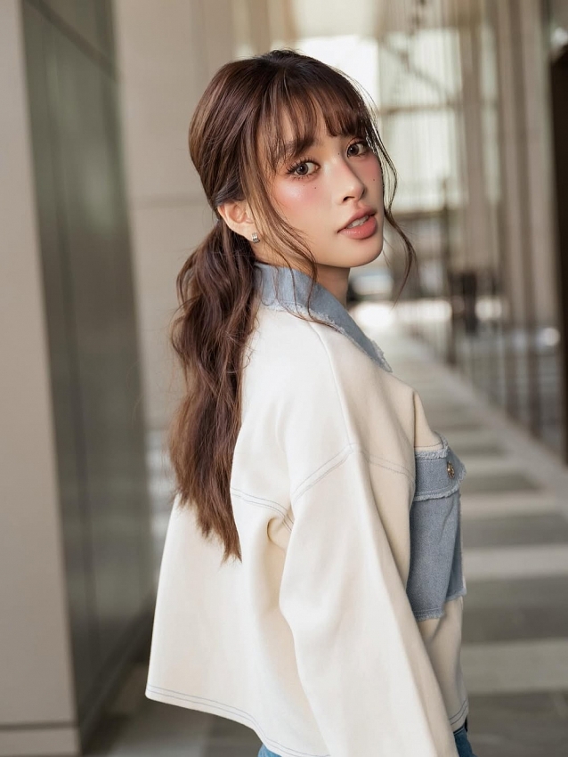 Hoa hậu Trần Tiểu Vy xuất hiện với visua tựa 