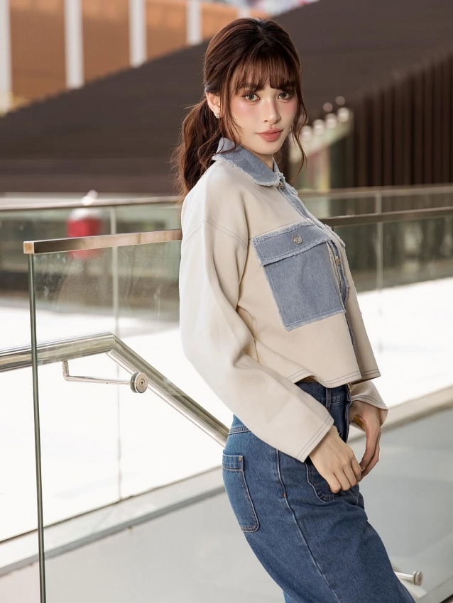 Hoa hậu Trần Tiểu Vy xuất hiện với visua tựa 