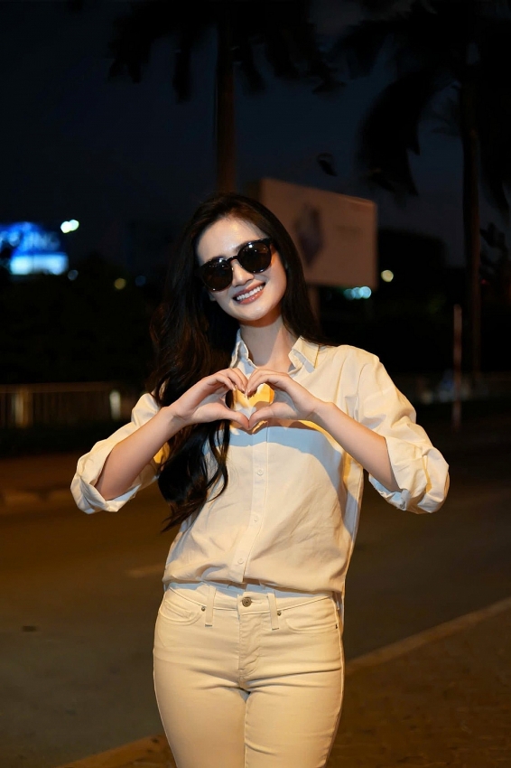 Ý Nhi trở về nước đồng hành cùng Miss World Vietnam 2025. Ý Nhi trở về nước đồng hành cùng Miss World Vietnam 2025.