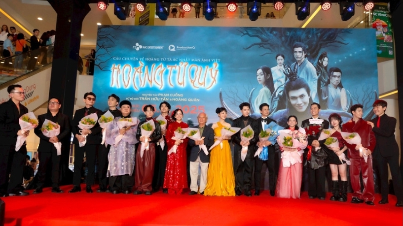 Anh Tú Atus hóa thân hoàng tử tà ác trong phim ‘Hoàng tử quỷ’