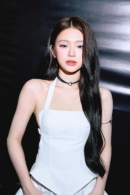 ‘Anh trai’ Dương Domic - Linh Ka tiếp tục lộ bằng chứng hẹn hò