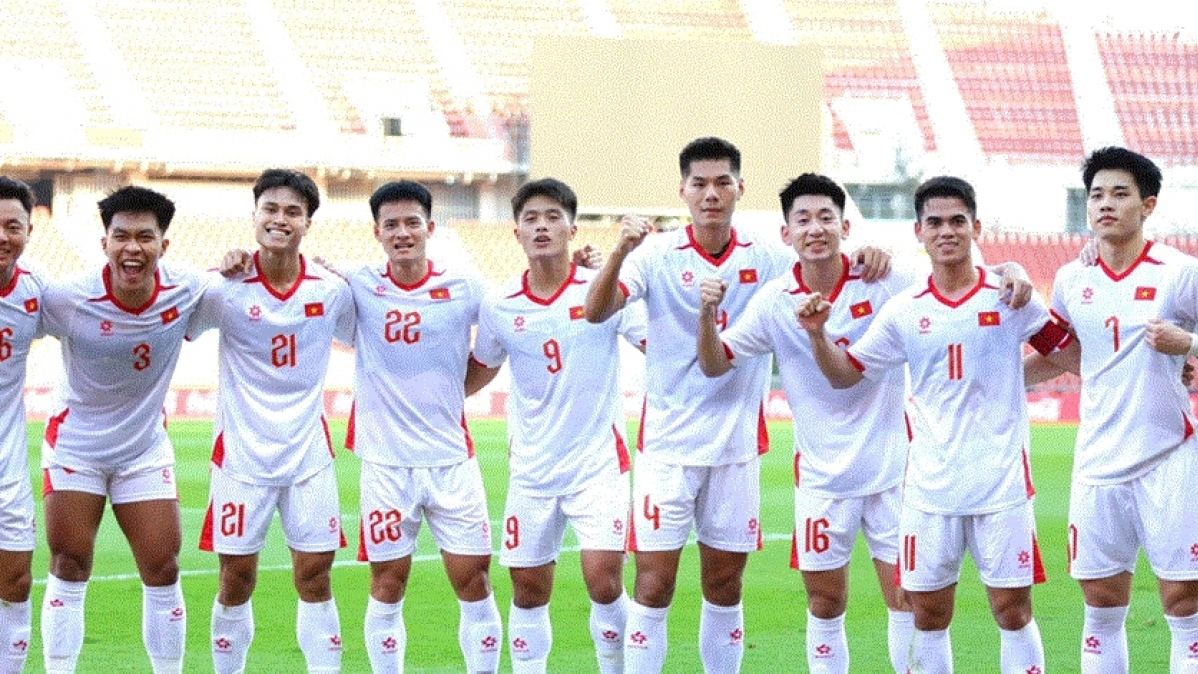 HLV Kim Sang Sik khen Đình Bắc, cảnh báo Quốc Việt và Thanh Nhàn