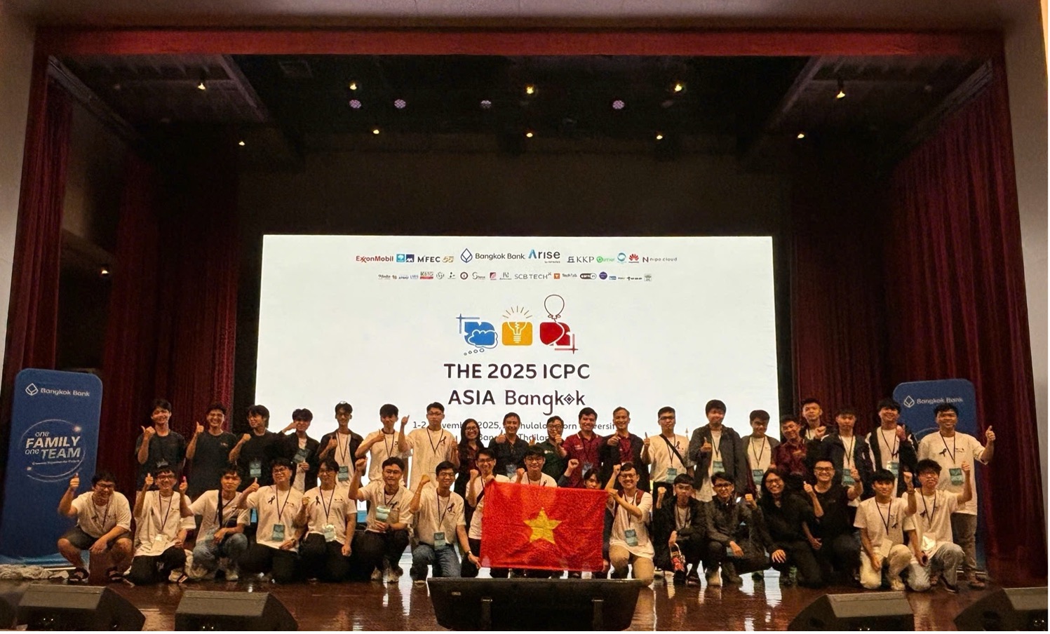 Hơn 800 sinh viên CNTT - AI hội tụ tại TP.HCM tranh tài mùa giải OLP, OlpAI, Procon và ICPC Asia Ho Chi Minh City 2025 Hơn 800 sinh viên CNTT - AI hội tụ tại TP.HCM tranh tài mùa giải OLP, OlpAI, Procon và ICPC Asia Ho Chi Minh City 2025