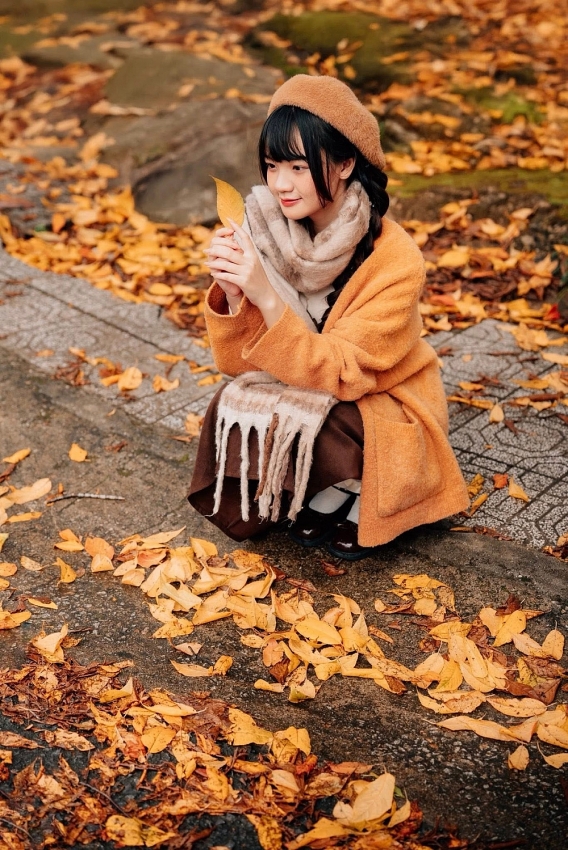 Ghé Đà Lạt mùa cây thay lá, ngắm sắc vàng đỏ phủ khắp phố núi