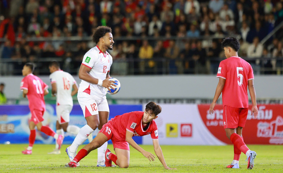 Đội tuyển bóng đá Việt Nam: Nhiều hạn chế vẫn bỏ ngỏ Đội tuyển bóng đá Việt Nam: Nhiều hạn chế vẫn bỏ ngỏ