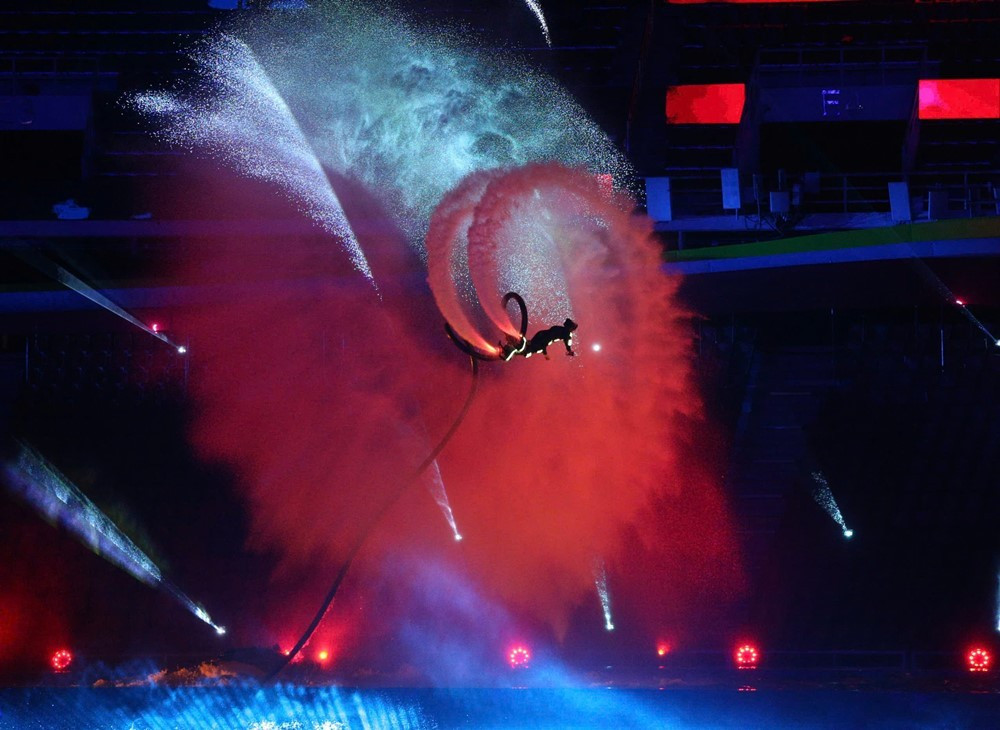 Lễ khai mạc SEA Games 33: Sân khấu âm nhạc và ánh sáng rực rỡ Lễ khai mạc SEA Games 33: Sân khấu âm nhạc và ánh sáng rực rỡ