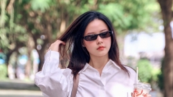 Midu diện sơ mi trắng trẻ trung như nữ sinh ở tuổi 35