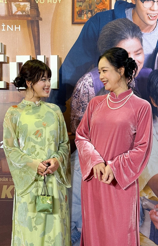 Đạo diễn Trần Lực cùng con trai đóng phim điện ảnh Đạo diễn Trần Lực cùng con trai đóng phim điện ảnh