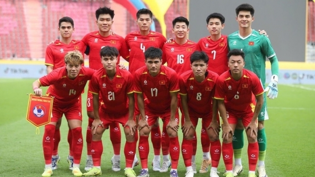 Hạ đẹp U22 Malaysia, U22 Việt Nam vào bán kết với ngôi nhất bảng