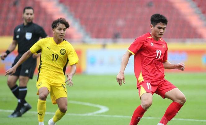 Hạ đẹp U22 Malaysia, U22 Việt Nam vào bán kết với ngôi nhất bảng Hạ đẹp U22 Malaysia, U22 Việt Nam vào bán kết với ngôi nhất bảng