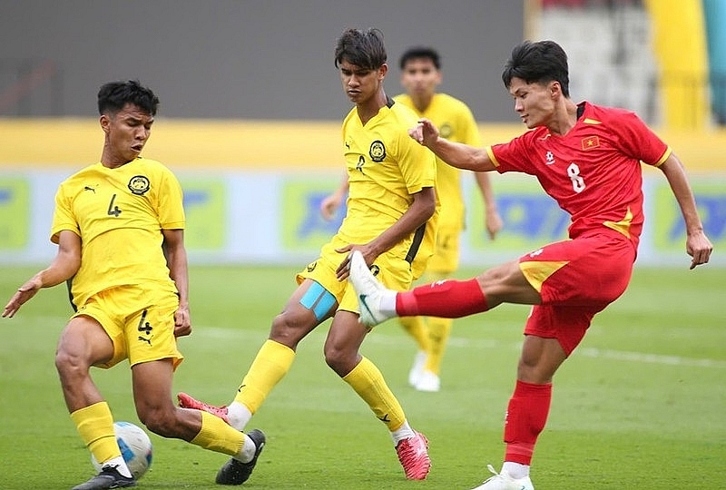 Hạ đẹp U22 Malaysia, U22 Việt Nam vào bán kết với ngôi nhất bảng Hạ đẹp U22 Malaysia, U22 Việt Nam vào bán kết với ngôi nhất bảng