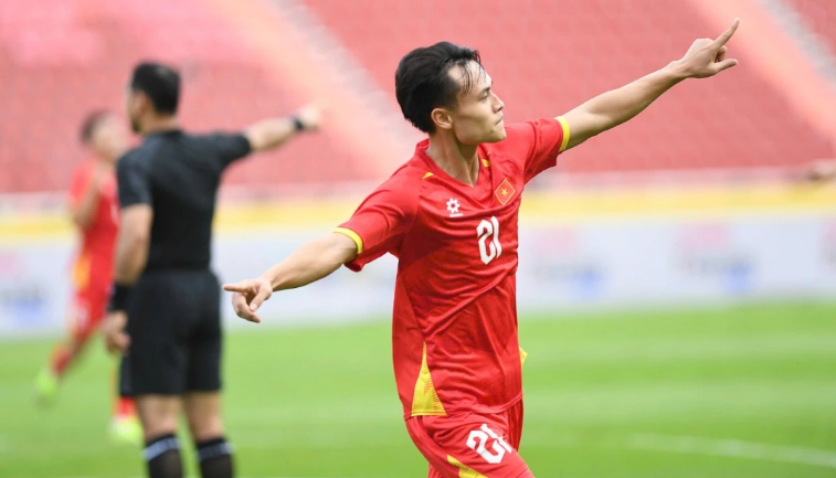 Vào bán kết SEA Games, HLV Kim Sang Sik nói thẳng 1 điều