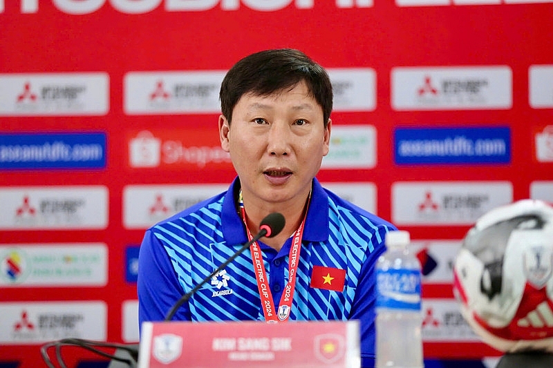 Vào bán kết SEA Games, HLV Kim Sang Sik nói thẳng 1 điều