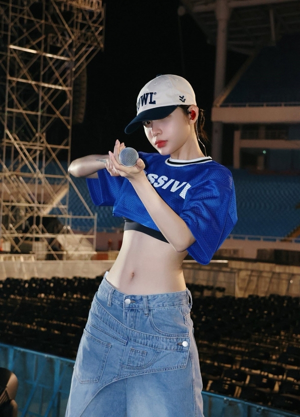 Nhan sắc nàng thơ mới của Trấn Thành Nhan sắc nàng thơ mới của Trấn Thành