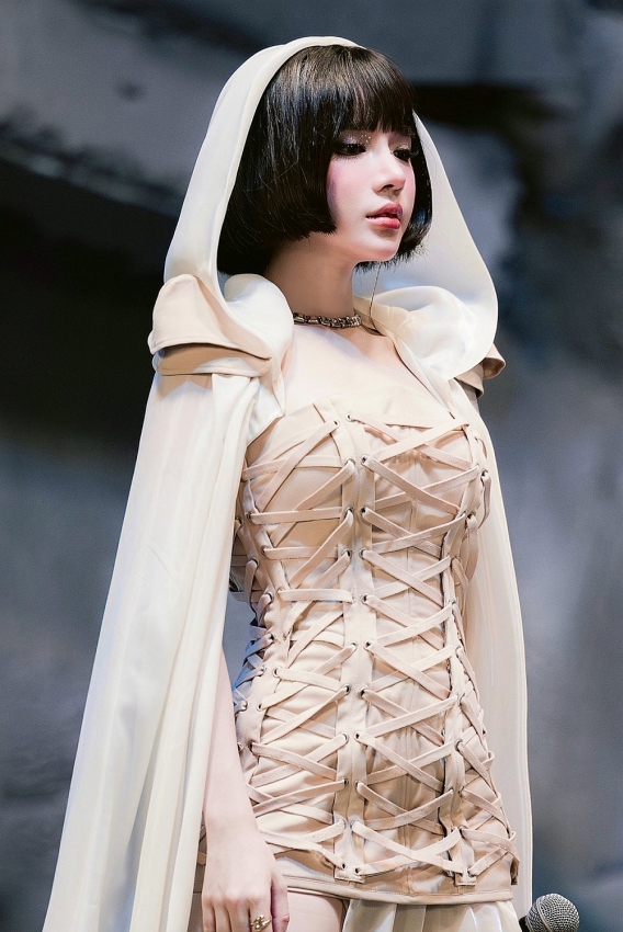 Nhan sắc nàng thơ mới của Trấn Thành Nhan sắc nàng thơ mới của Trấn Thành