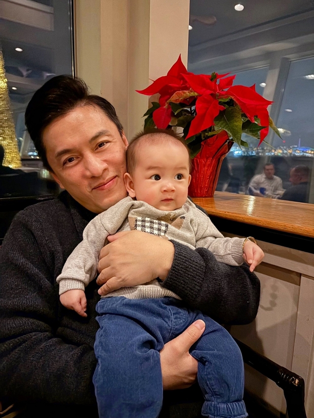 Lam Trường và hôn nhân viên mãn bên vợ trẻ kém 17 tuổi Lam Trường và hôn nhân viên mãn bên vợ trẻ kém 17 tuổi