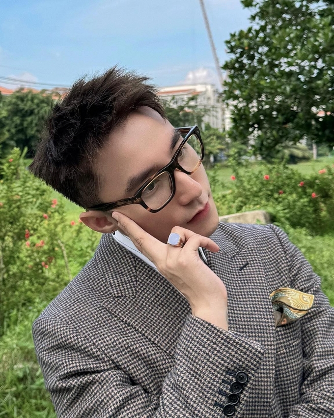 Sơn Tùng M-TP có màn “thả thính” làm rụng tim hội chị em Sơn Tùng M-TP có màn “thả thính” làm rụng tim hội chị em