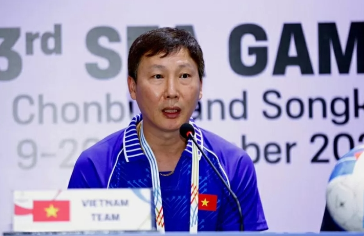 HLV Kim Sang-sik: Quyết tâm vượt bán kết SEA Games