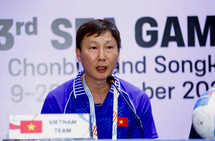 Vào chung kết SEA Games, HLV Kim Sang-sik nói điều bất ngờ