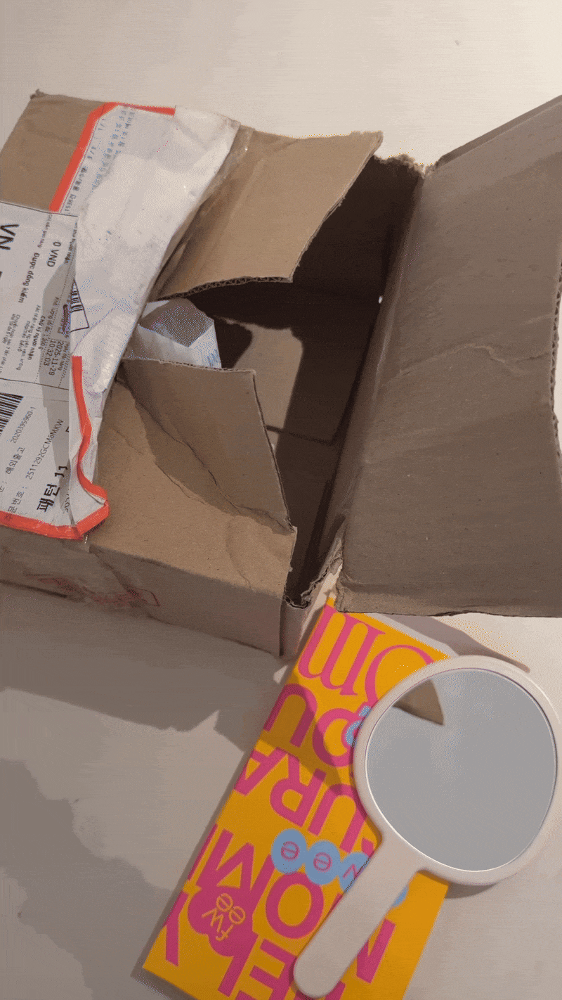 Hoa hậu Tiểu Vy đối mặt với kiếp nạn đặt hàng online Hoa hậu Tiểu Vy đối mặt với kiếp nạn đặt hàng online