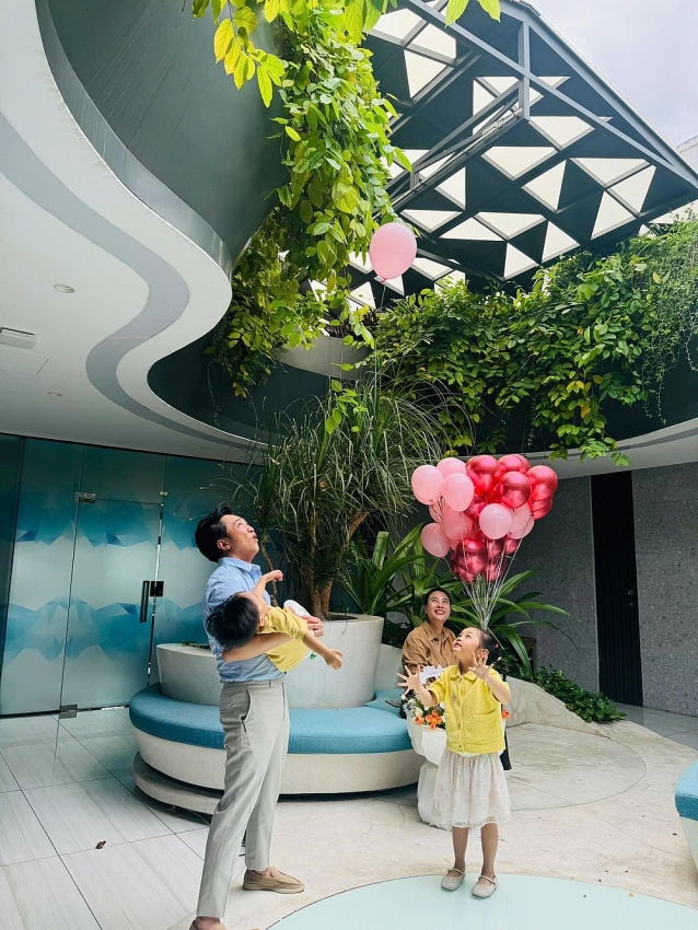 Cuộc hôn nhân viên mãn của Đàm Thu Trang – Cường Đô La