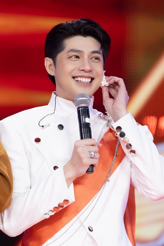 Noo Phước Thịnh U40 điển trai và phong độ khiến fan mê mẩn