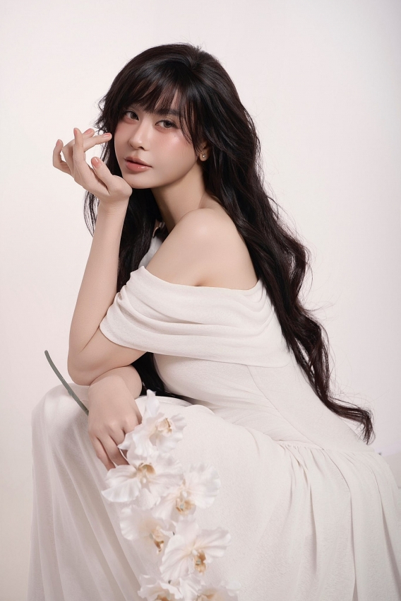 Trương Quỳnh Anh khoe nhan sắc đẹp tựa búp bê, U40 vẫn khiến fan xuýt xoa