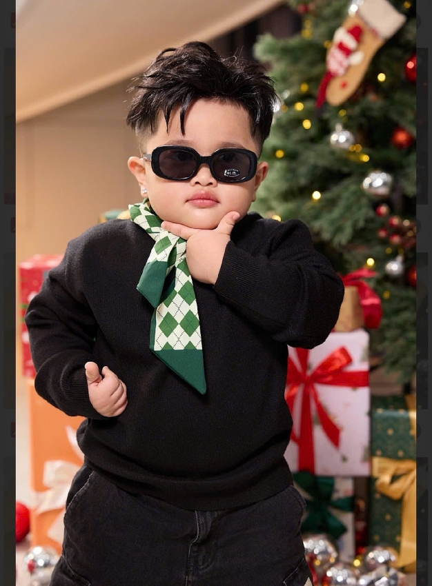 Con trai Lê Dương Bảo Lâm đáng yêu hết nấc