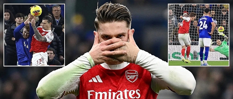 Arsenal chật vật đòi lại ngôi đầu Ngoại hạng Anh