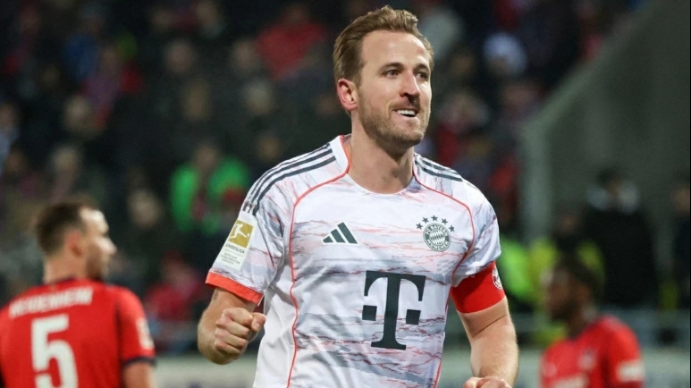 Chạm mốc 100 bàn thắng và kiến tạo, Harry Kane được vinh danh