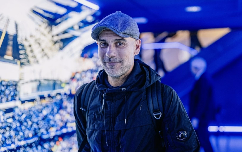 HLV Pep Guardiola cảnh báo các cầu thủ Man City về... cân nặng