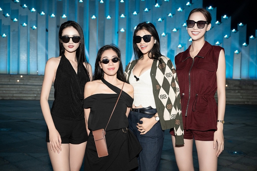 Hoa hậu Ý Nhi trở lại Úc tiếp tục du học