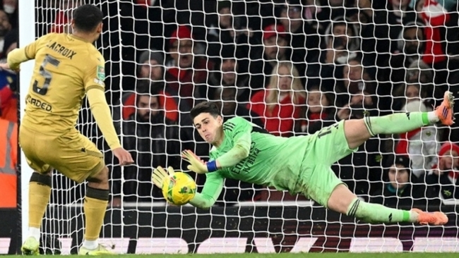 Giúp Arsenal vào bán kết Carabao, Kepa gửi "cảnh báo" tới Chelsea