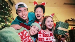 Ca sĩ Jun Phạm đón Giáng sinh bên hội bạn thân