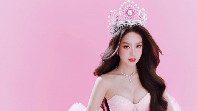 Thanh Thủy kỷ niệm 3 năm đăng quang Hoa hậu Việt Nam 2022