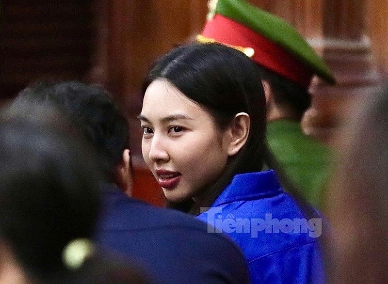 Hoa hậu Thùy Tiên vướng ồn ào tai tiếng nhất năm 2025