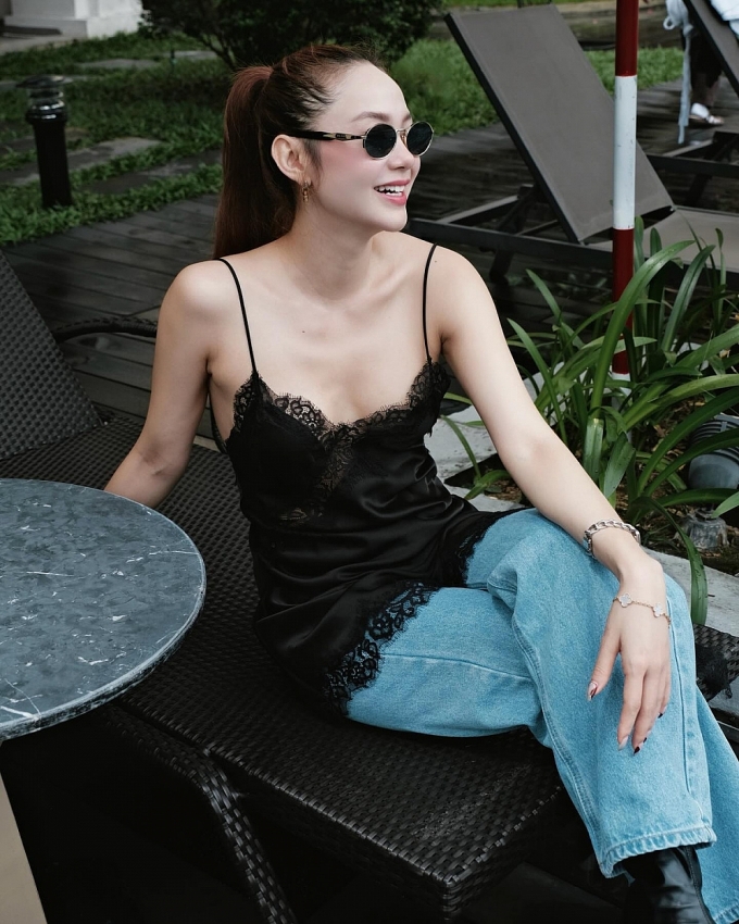 Nữ ca sĩ Việt đẹp đến mức được truyền thông xứ Trung tung hô 'nữ thần'