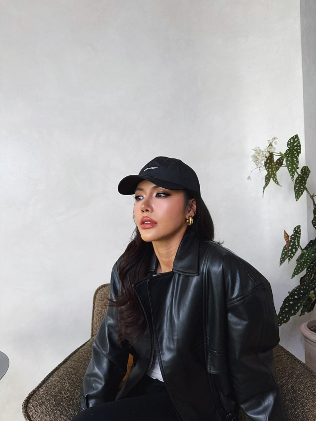 Siêu mẫu Minh Tú thẳng thắn chia sẻ chuyện nợ ngân hàng 500 triệu đồng