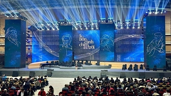 Hủy show sát giờ G, BTC Về đây bốn cánh chim trời "bào chữa" gì?