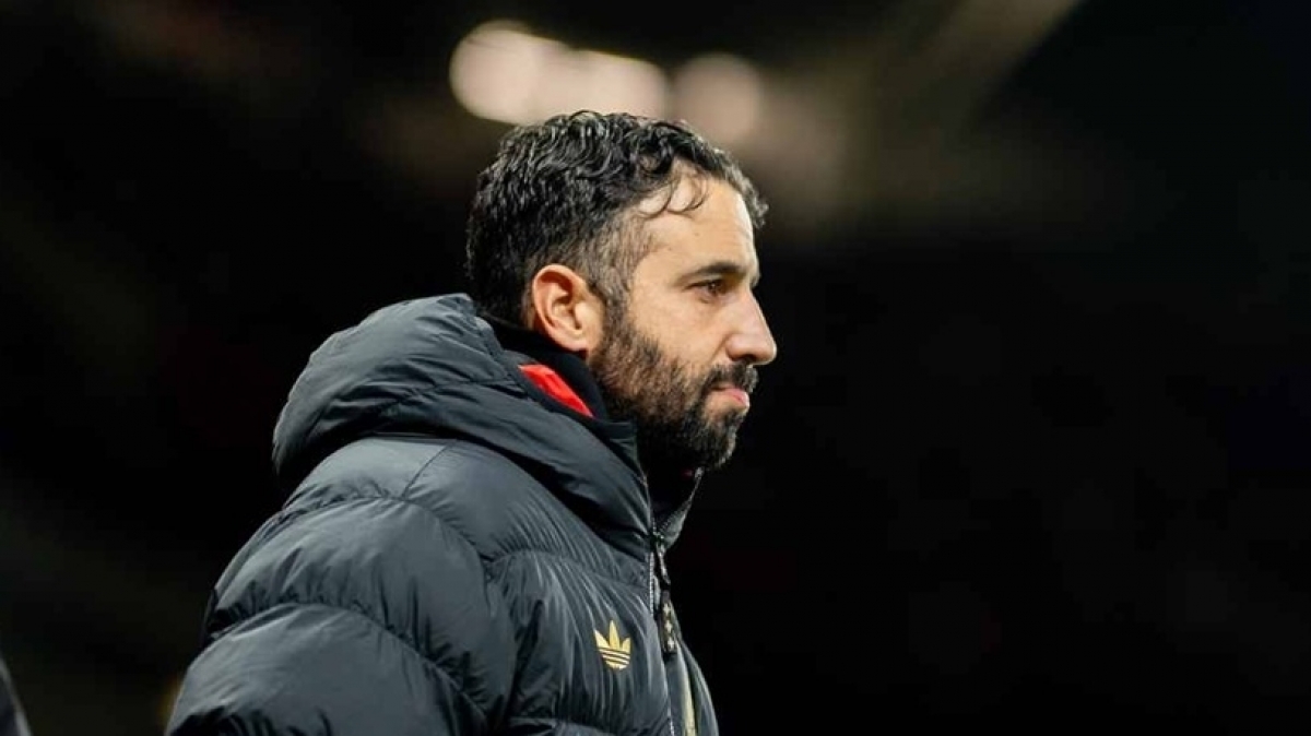 HLV Amorim: Tôi có thể đã mất việc nếu bỏ sơ đồ 3 hậu vệ HLV Amorim: Tôi có thể đã mất việc nếu bỏ sơ đồ 3 hậu vệ