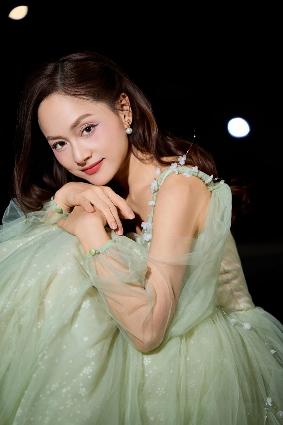 Sau ly hôn, Lan Phương gây bất ngờ với nhan sắc thăng hạng