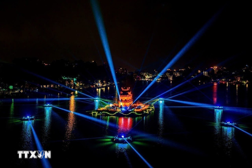 Trải nghiệm Tết Dương lịch 2026 tại Hà Nội với pháo hoa và lễ hội rực rỡ Trải nghiệm Tết Dương lịch 2026 tại Hà Nội với pháo hoa và lễ hội rực rỡ