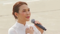 Ca sĩ Mỹ Tâm cảm ơn vì 365 ngày rực rỡ trong năm 2025