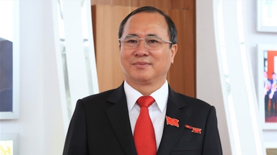 Bộ Chính trị đề nghị xem xét, thi hành kỷ luật ông Trần Văn Nam